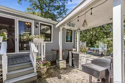 18 Linden Avenue, Kings Park, NY 11754 - Photo 27
