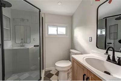 2528 Marshall Avenue, Bellmore, NY 11710 - Photo 11