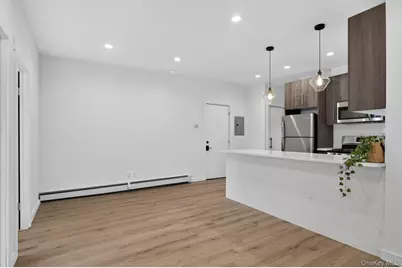 91 Mineola Boulevard #A, Mineola, NY 11501 - Photo 7