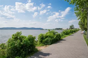 14 Powder Horn Way, Tarrytown, NY 10591 - Photo 29