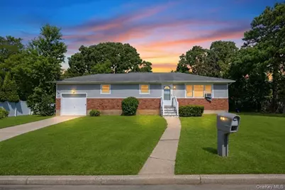 334 Robbins Street, Lindenhurst, NY 11757 - Photo 1
