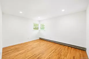334 Robbins St, Lindenhurst, NY 11757 - Photo 15