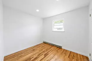 334 Robbins St, Lindenhurst, NY 11757 - Photo 17