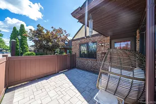 42 Summerfield Ct, Deer Park, NY 11729 - Photo 3