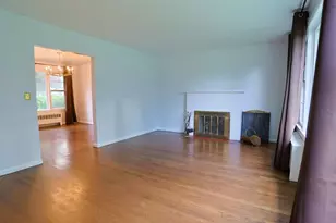 21 Pleasant View Rd, Poughkeepsie, NY 12603 - Photo 5