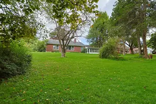 21 Pleasant View Rd, Poughkeepsie, NY 12603 - Photo 33