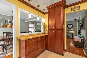 3917 Miller Pl, Levittown, NY 11756 - Photo 7