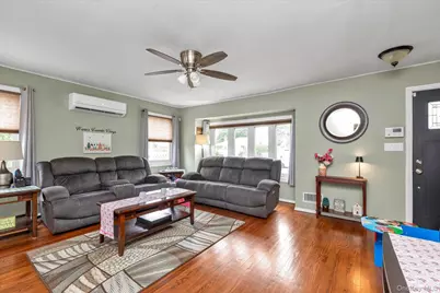 3917 Miller Place, Levittown, NY 11756 - Photo 3