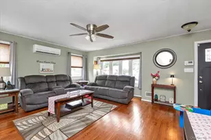 3917 Miller Pl, Levittown, NY 11756 - Photo 3