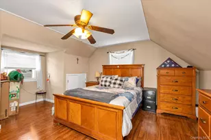 3917 Miller Pl, Levittown, NY 11756 - Photo 11