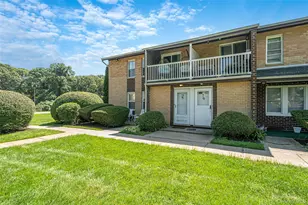 78 Artist Lake Dr, Middle Island, NY 11953 - Photo 3