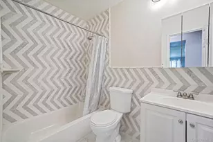 78 Artist Lake Dr, Middle Island, NY 11953 - Photo 17