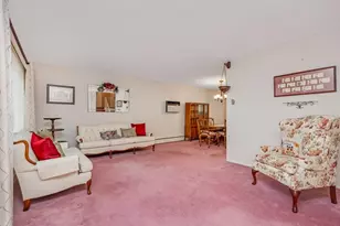 162 Washington St, Farmingdale, NY 11735 - Photo 3