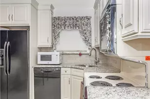 162 Washington St, Farmingdale, NY 11735 - Photo 11