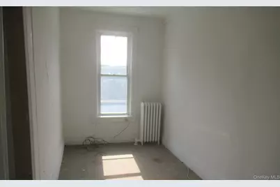 84 Benkard Avenue, Newburgh, NY 12550 - Photo 5