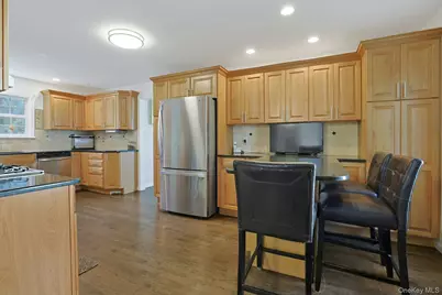 75 Franklin Avenue, Valhalla, NY 10595 - Photo 11