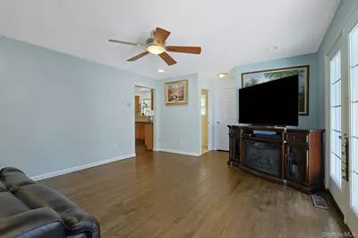 75 Franklin Avenue, Valhalla, NY 10595 - Photo 17