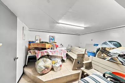 1405 E 233rd Street, Bronx, NY 10466 - Photo 21