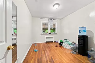 1405 E 233rd St, Bronx, NY 10466 - Photo 5