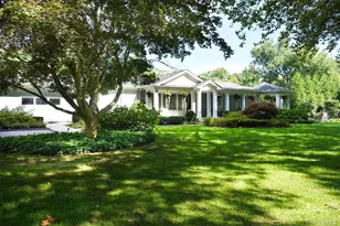 41 Snowball Dr, Cold Spring Harbor, NY 11724 - Photo 37