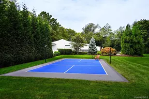 41 Snowball Dr, Cold Spring Harbor, NY 11724 - Photo 33