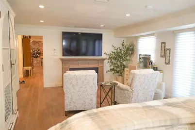 41 Snowball Drive, Cold Spring Harbor, NY 11724 - Photo 19