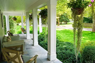 41 Snowball Drive, Cold Spring Harbor, NY 11724 - Photo 3