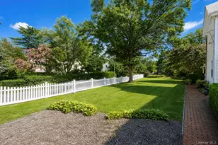 104 Bayville Ave, Bayville, NY 11709 - Photo 33