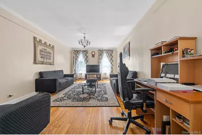92-05 Whitney Avenue #B33, Elmhurst, NY 11373 - Photo 3