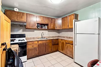 2546 Laconia Avenue, Bronx, NY 10469 - Photo 17