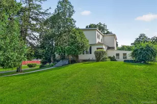 295 Baxtertown Rd, Fishkill, NY 12524 - Photo 7