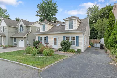 11 Bay Street, Bayville, NY 11709 - Photo 1