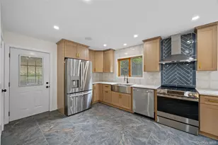 24 Babbling Brook Ln, Cold Spring, NY 10516 - Photo 7