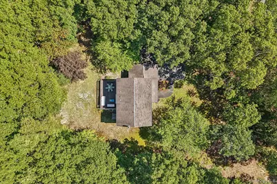 4 Wooded Lane, Hampton Bays, NY 11946 - Photo 41