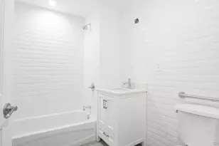 508 Van Nest, Bronx, NY 10460 - Photo 19