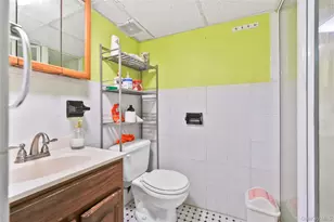 172-15 89th Ave, Jamaica, NY 11432 - Photo 37
