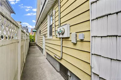 172-15 89th Avenue, Jamaica, NY 11432 - Photo 41