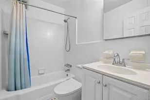 20 Hill Park Ave, Great Neck, NY 11021 - Photo 17