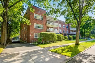 20 Hill Park Ave, Great Neck, NY 11021 - Photo 1
