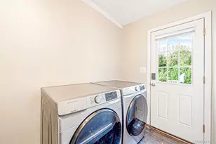 30 Ashland St, Mount Sinai, NY 11766 - Photo 17