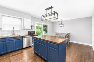 30 Ashland St, Mount Sinai, NY 11766 - Photo 11
