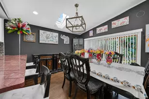142 N 27th St, Wheatley Heights, NY 11798 - Photo 9