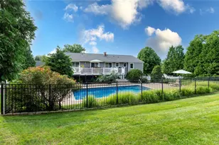 619 Russet Rd, Valley Cottage, NY 10989 - Photo 9