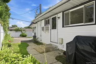 3695 Waverly Ave, Seaford, NY 11783 - Photo 35