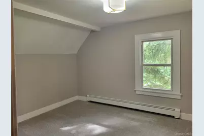 1078 Salt Point Turnpike, Pleasant Valley, NY 12569 - Photo 19