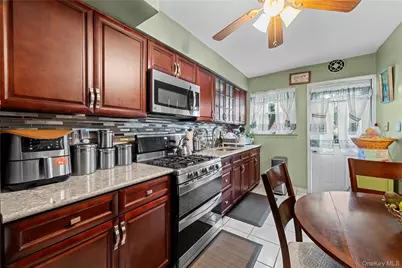846 E 223rd Street, Bronx, NY 10466 - Photo 5