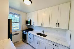 1754 Seminole Ave, Bronx, NY 10461 - Photo 9