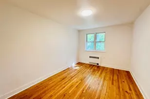 1754 Seminole Ave, Bronx, NY 10461 - Photo 15