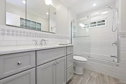 201 Kildare Road, Garden City, NY 11530 - Photo 15