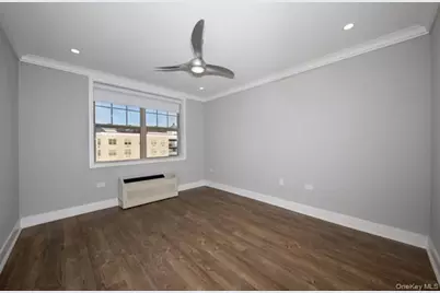 1100 Avalon Street #S1337, Glen Cove, NY 11542 - Photo 5
